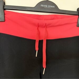 Lululemon Black and Coral Wide-Leg Crop Pants size 6